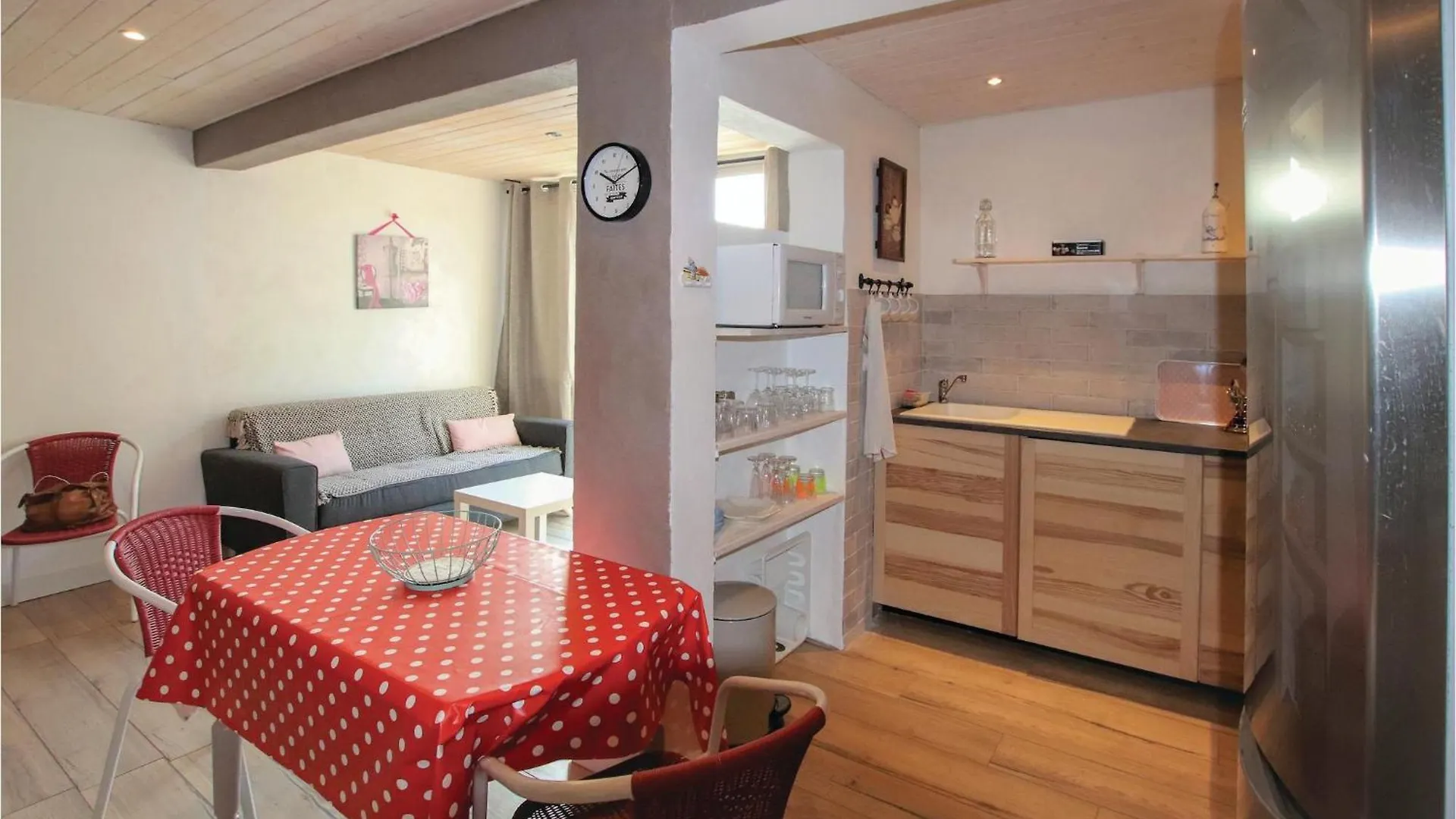 Cozy Apartment In Vals Les Bains With Kitchen France